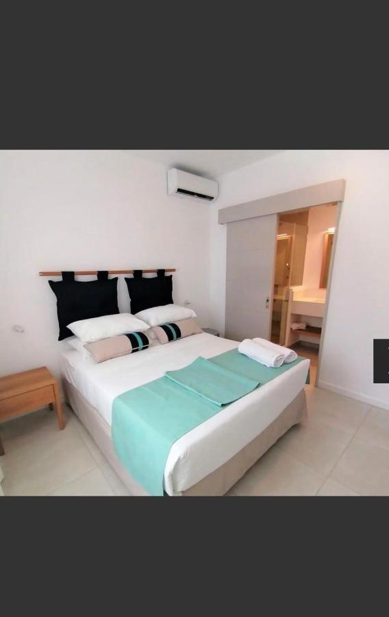 Eastern Blue Beachfront Luxury Apartment Poste Lafayette Exterior photo